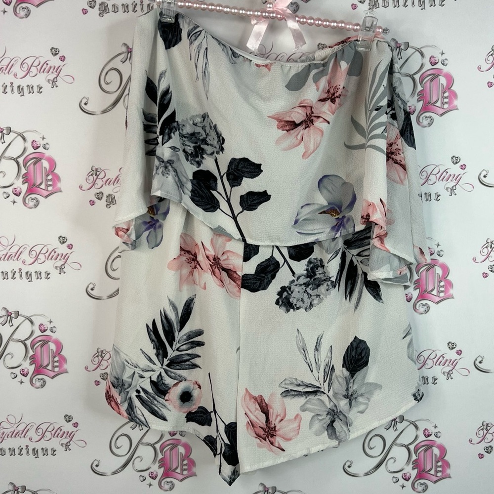 NLW romper strapless flowers flowy draping style Floral Off-Shoulder Jumpsuit